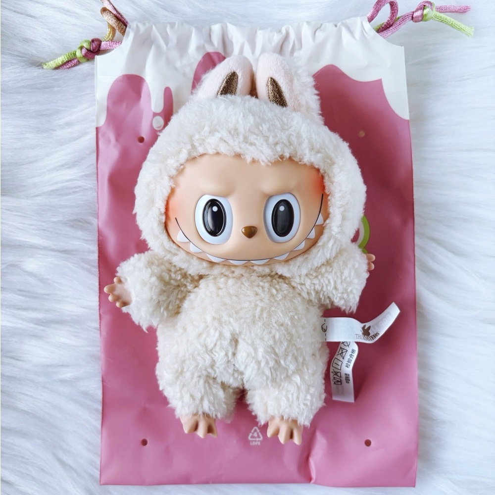 Labubu The Monsters Exciting Macaron Soymilk